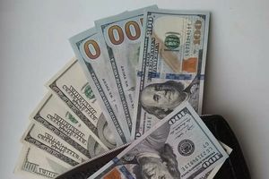 Где обменять доллары: советы Cassida